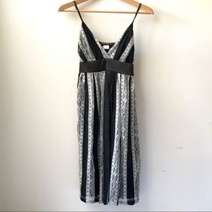 Mystic lace empire waist dress (juniors)